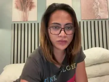 Chaturbate Adult Video Chat of katiefrox_