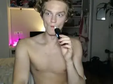 Chaturbate Nude Webcam of daniel_yumm