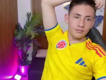 Chaturbate Free Live Porn of andres_tay