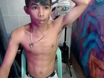 Chaturbate Live Sex Cam of pinoy_oyd69
