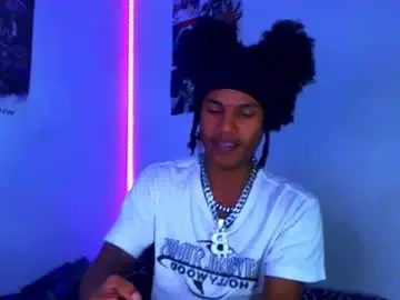 Chaturbate Live Sex Cam of black_arthur