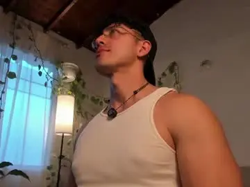 Chaturbate Nude Webcam of blake_levi