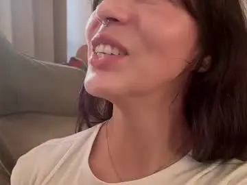 Chaturbate Live Sex Cam of you_are_my_neighbor