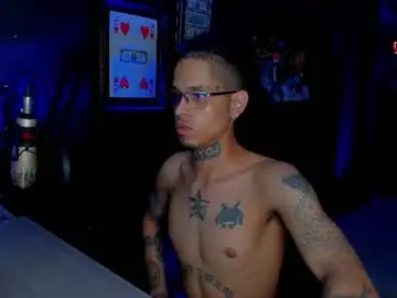 Chaturbate Live Porn of lilray99