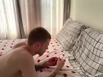 Chaturbate Live Sex Cam of twocharmyray