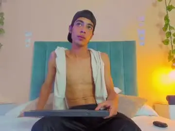 Chaturbate Watch Live Sex Cams of liam_mercurio