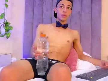 Chaturbate Sex Cam of liam_mercurio