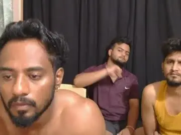 Chaturbate Nude Webcam of indiandesiguys2023