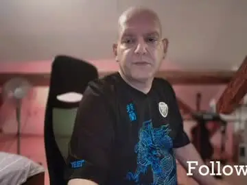 Chaturbate Free Porn Cam of tritonspace
