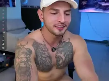 Chaturbate Nude Webcam of angeloferro1