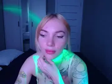 Chaturbate Live Sex Cam of annetenet