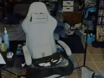Chaturbate Live Sex Cam of granitecock71