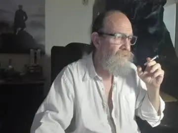 Chaturbate Free Porn Cam of uncle_hottiecb