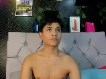 Chaturbate Live Porn of ethan_westt