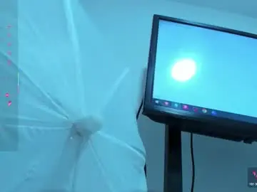 Chaturbate Live Sex Cam of vahiolet_smith