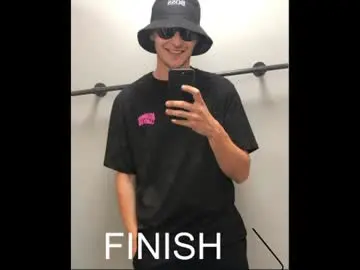 Chaturbate Live Sex Cam of younromki