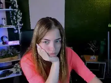 Chaturbate Adult Video Chat of elyra_lir