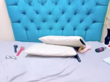 Chaturbate Live Sex Cam of nayla_garner