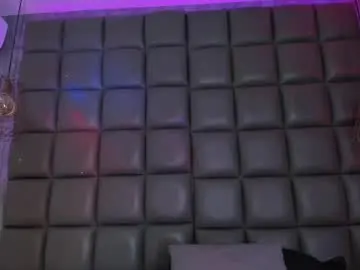 Chaturbate Sex Chat of kira_vance