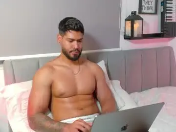 Chaturbate Watch Live Sex Cams of tomasferrer