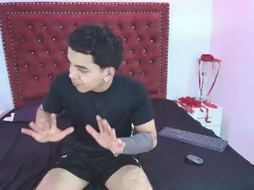 Chaturbate Free Porn Cam of jaden_and_sofia