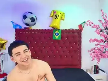 Chaturbate Live Porn of jaden_and_sofia