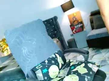 Chaturbate Live Sex Cam of insatiable_queen16