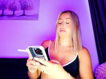 Chaturbate Free Live Porn of abella_soleill