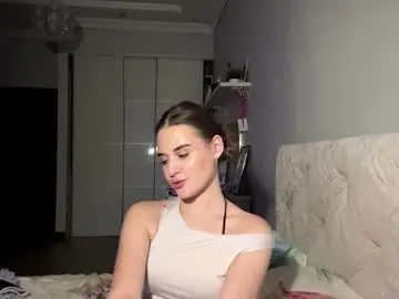 Chaturbate Adult Video Chat of julienneginther