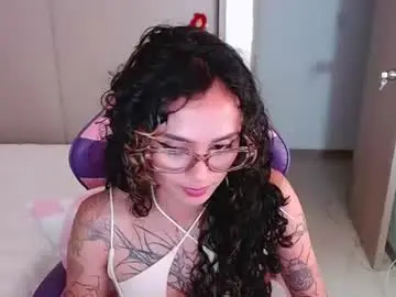 Chaturbate Watch Live Sex Cams of bluee_v
