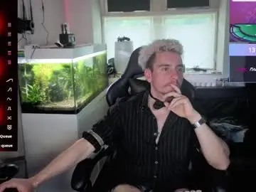 Chaturbate Live Sex Cam of rayzel_white