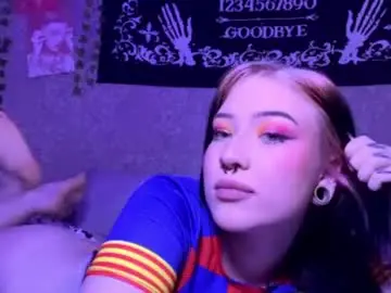 Chaturbate Live Sex of alisha_sky_