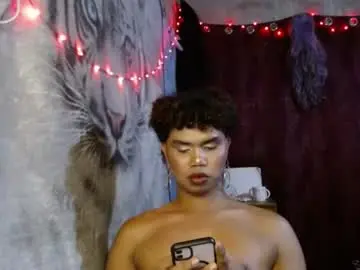 Chaturbate Free Live Porn of queenpinayebony_xx