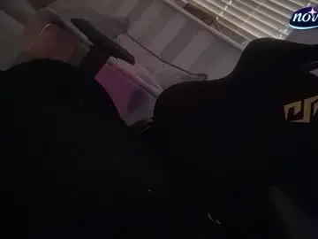 Chaturbate Adult Video Chat of syncsolo93