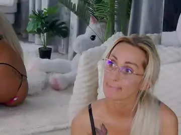 Chaturbate Sex Chat of isabelleethan