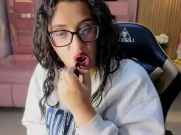 Chaturbate Live Sex Cam of marya_stevens_s