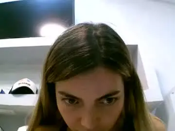 Chaturbate Live Sex Cam of britney_04