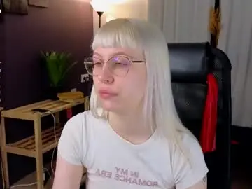 Chaturbate Live Sex Cam of call_me_heaven