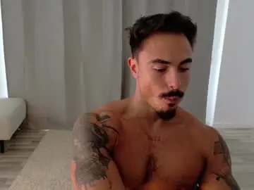 Chaturbate Live Porn of master_lukass