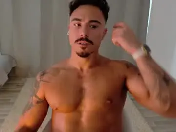 Chaturbate Live Sex Cam of master_lukass