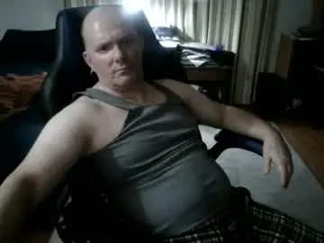 Chaturbate Watch Live Sex Cams of emsguy1