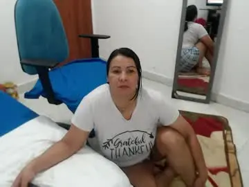Chaturbate Private Sex Chat of laura_foxx2379