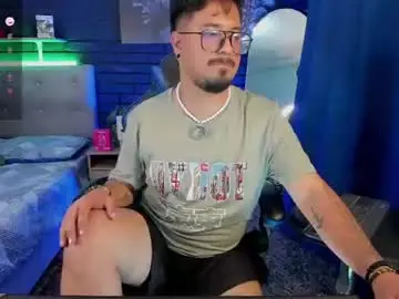 Chaturbate Adult Video Chat of daviidevans