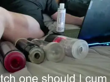 Chaturbate Live Sex Cam of eyeswideshut63
