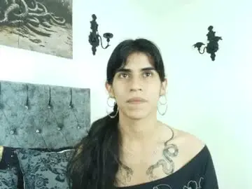 Chaturbate Live Porn of bella_poisonous