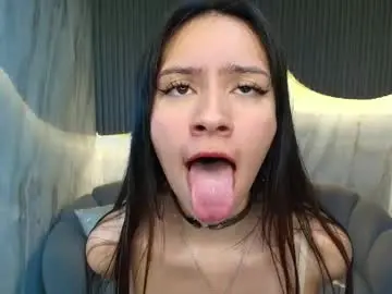 Chaturbate Sex Cam of candy_sky_r