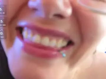 Chaturbate Sex Cam of iam_sammy_01