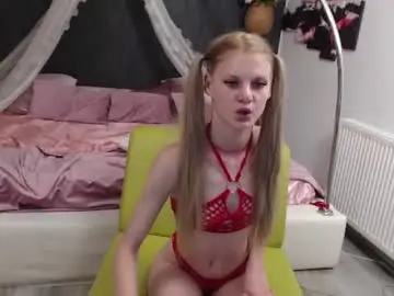 Chaturbate Best live sex cam show of alicewiss