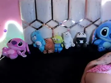 Chaturbate Live Sex Cam of isa_klein