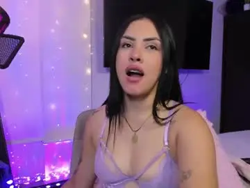 Chaturbate Live Sex Cam of maya_blue_
